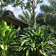 Anurak Community Lodge