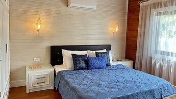 Aida Hotel