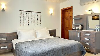 Aida Hotel