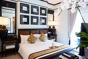99 The Heritage Hotel