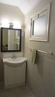Balm Beach Resort & Motel