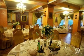 Hotel Ambassador