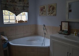 Ambleside Clarens Self Catering Cottages