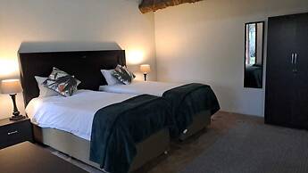 Iphofolo Lodge