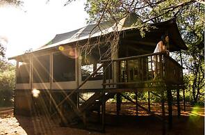 Iphofolo Lodge