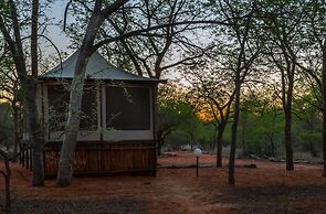 Iphofolo Lodge