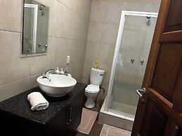 Iphofolo Lodge