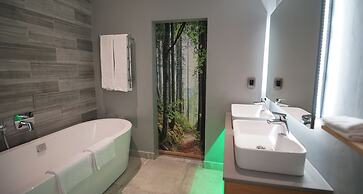 Silver Forest Boutique Hotel, Spa, Restaurant & Bar