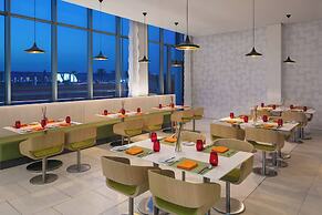 Aloft by Marriott Dhahran