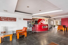 OYO Hotel Casa Blanca