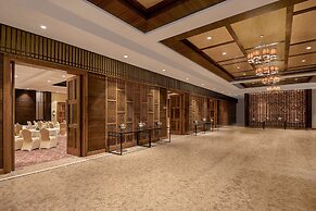 Radisson Blu Plaza Resort & Convention Centre Karjat