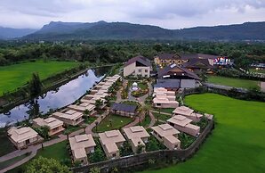 Radisson Blu Plaza Resort & Convention Centre Karjat