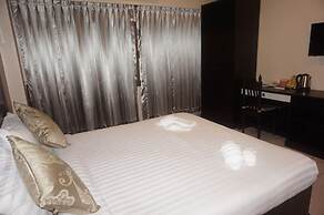 Metro Residence