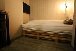 Nys Loft Hotel - Hostel