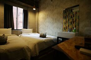 Nys Loft Hotel - Hostel