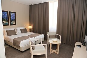 Fly Hotel