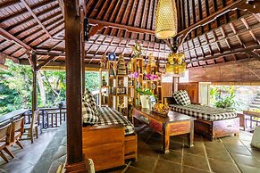 Meruhdani Boutique Hotel Ubud