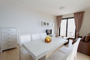 Apartments Aqua