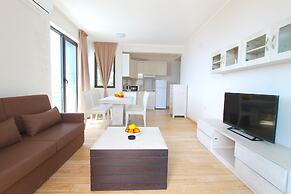 Apartments Aqua