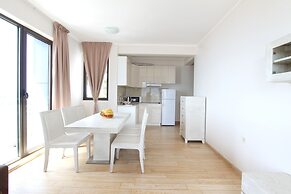 Apartments Aqua