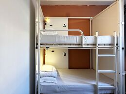 Mio Hostel