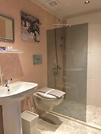 Matiana Hotel