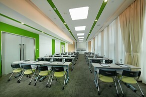 Holiday Inn Express Leshan City Square by IHG