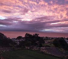 Te Aputa Lodge