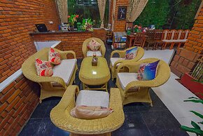 Hotel Mega Star