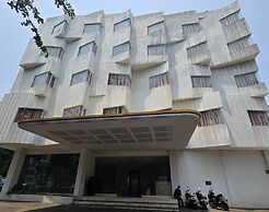 N3 Hotel Zainul Arifin