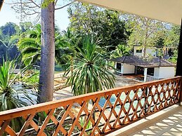 Pechmaneekan Beach Resort