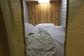 Hostel Azalea