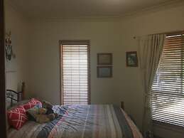 Fullcircle Farm Bed & Breakfast