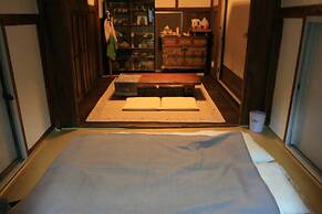 Yi Jin-rae's Historic House