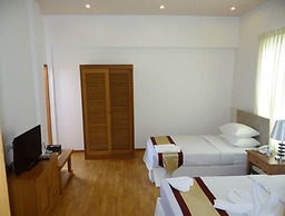 Paragon Hotel