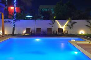 Paragon Hotel