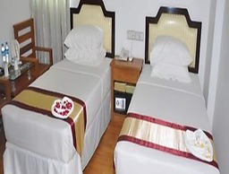 Paragon Hotel
