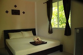 Baan Suan Phidchamika