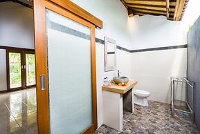 Song Bintang Villas