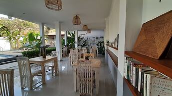 Sahera Hotel