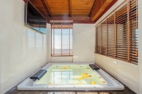 Koi Signature Villa