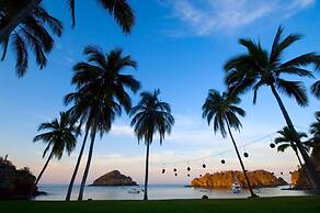 Playa Rosa Bungalows