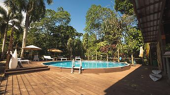 Playa Bluff Hotel
