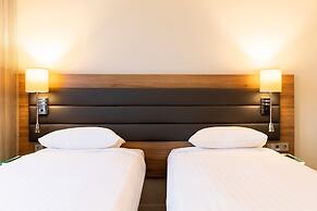 Moxy Aberdeen Airport