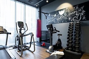 Moxy Aberdeen Airport