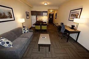 Crossroads Inn & Suites