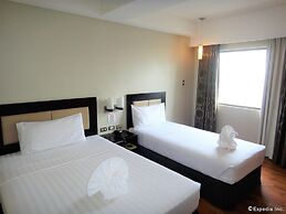 Mallberry Suites Business Hotel