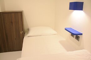BearPacker Patong Hostel