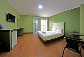 Central Park Hotel