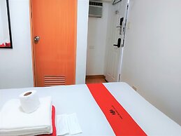 8Hostel